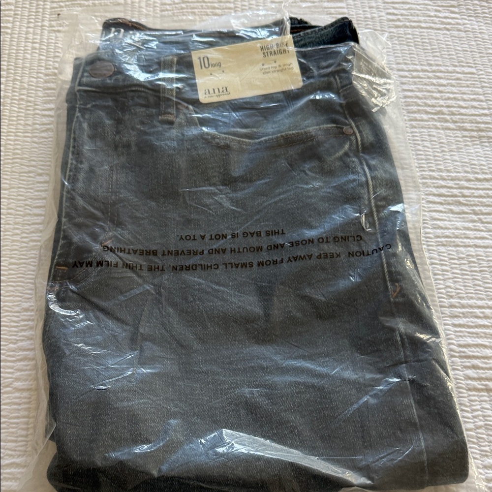 a.n.a High-rise straight jeans. NWT.